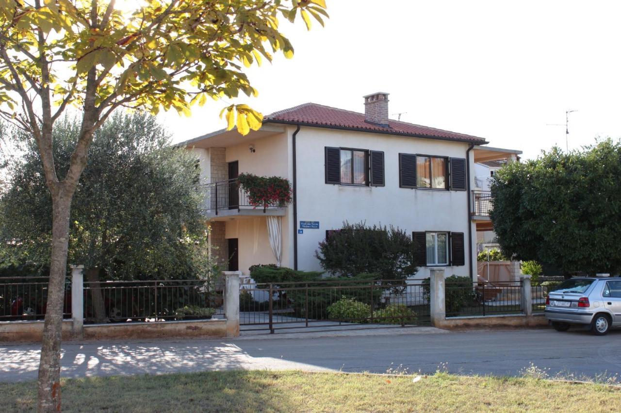 Apartments With A Parking Space Umag - 7057 Extérieur photo