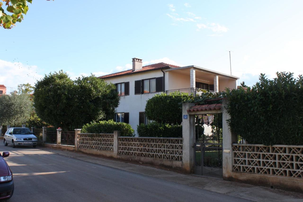 Apartments With A Parking Space Umag - 7057 Extérieur photo