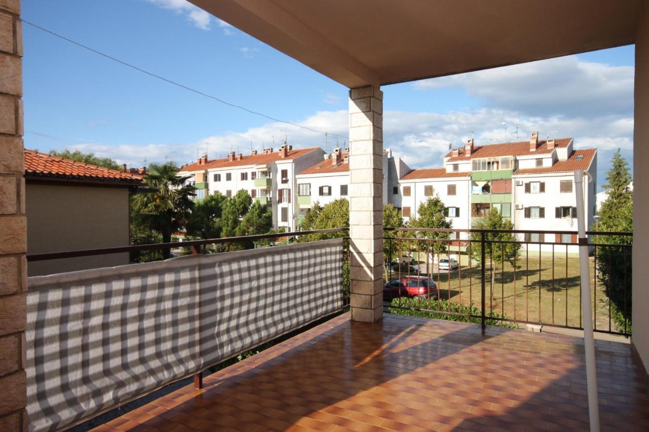 Apartments With A Parking Space Umag - 7057 Extérieur photo